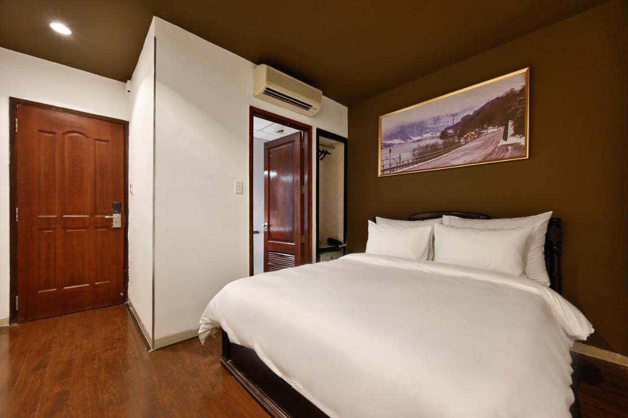 The Noble Swan Hotel New World Ho Chi Minh City Exterior photo