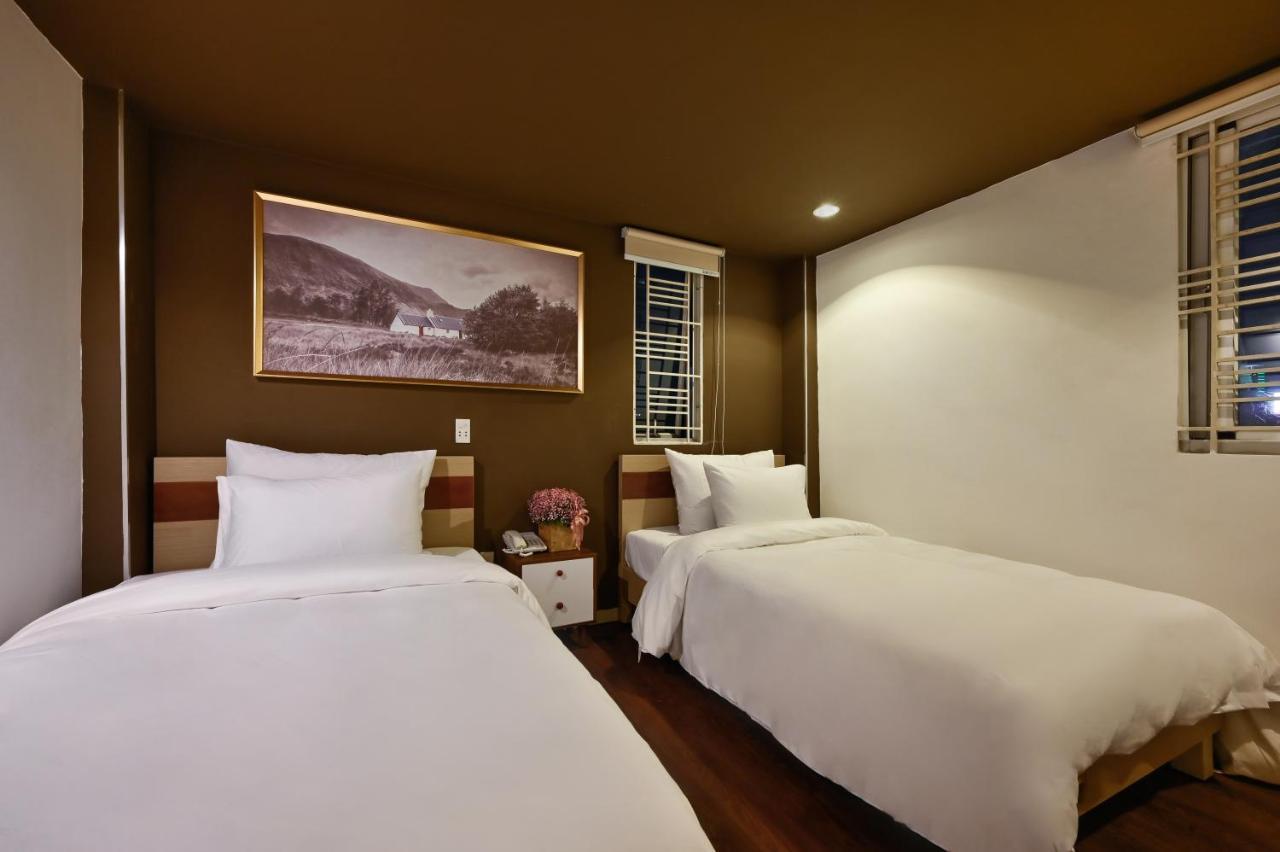 The Noble Swan Hotel New World Ho Chi Minh City Exterior photo